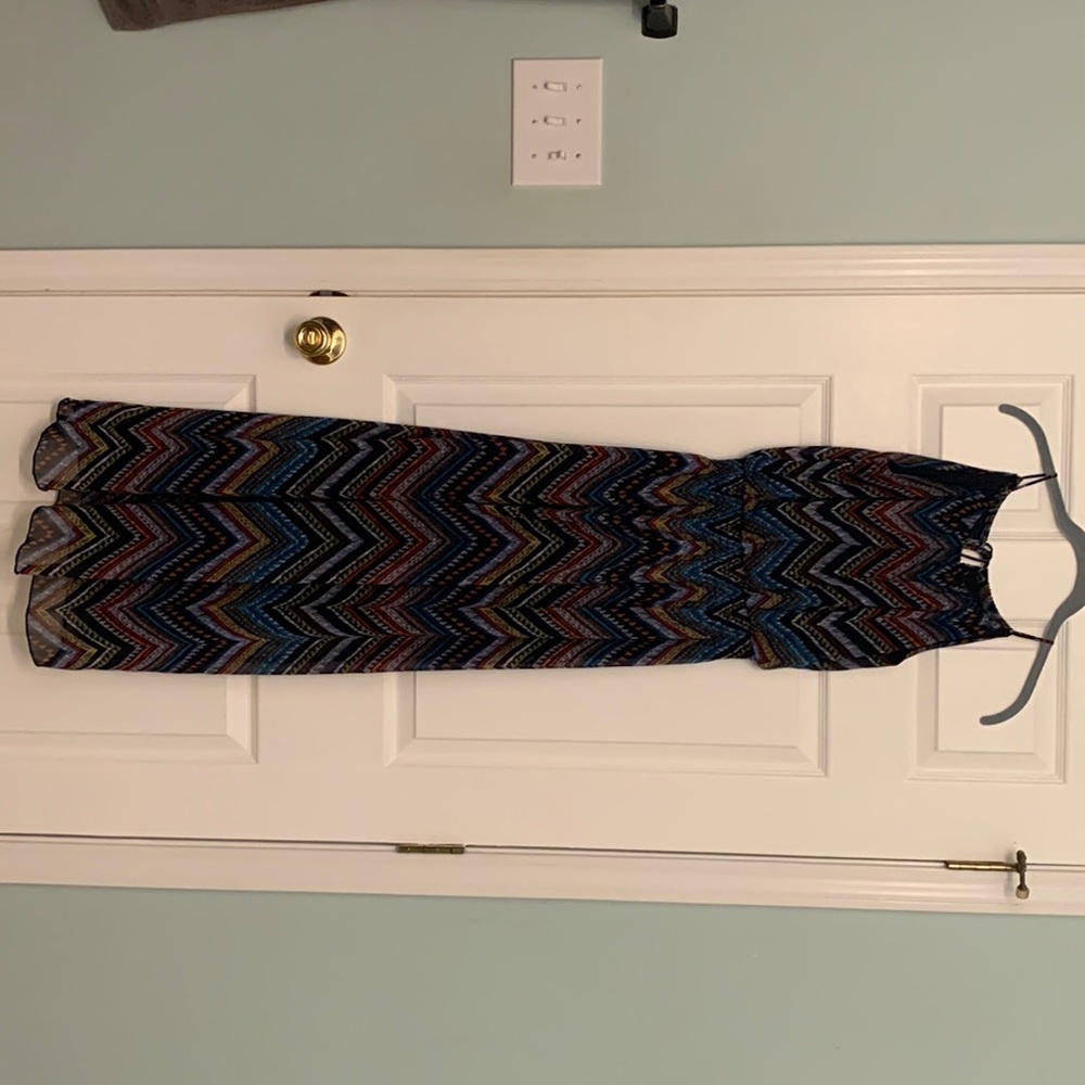 Long boho dress, with a sheer-ish layered bottom. SIZE 4